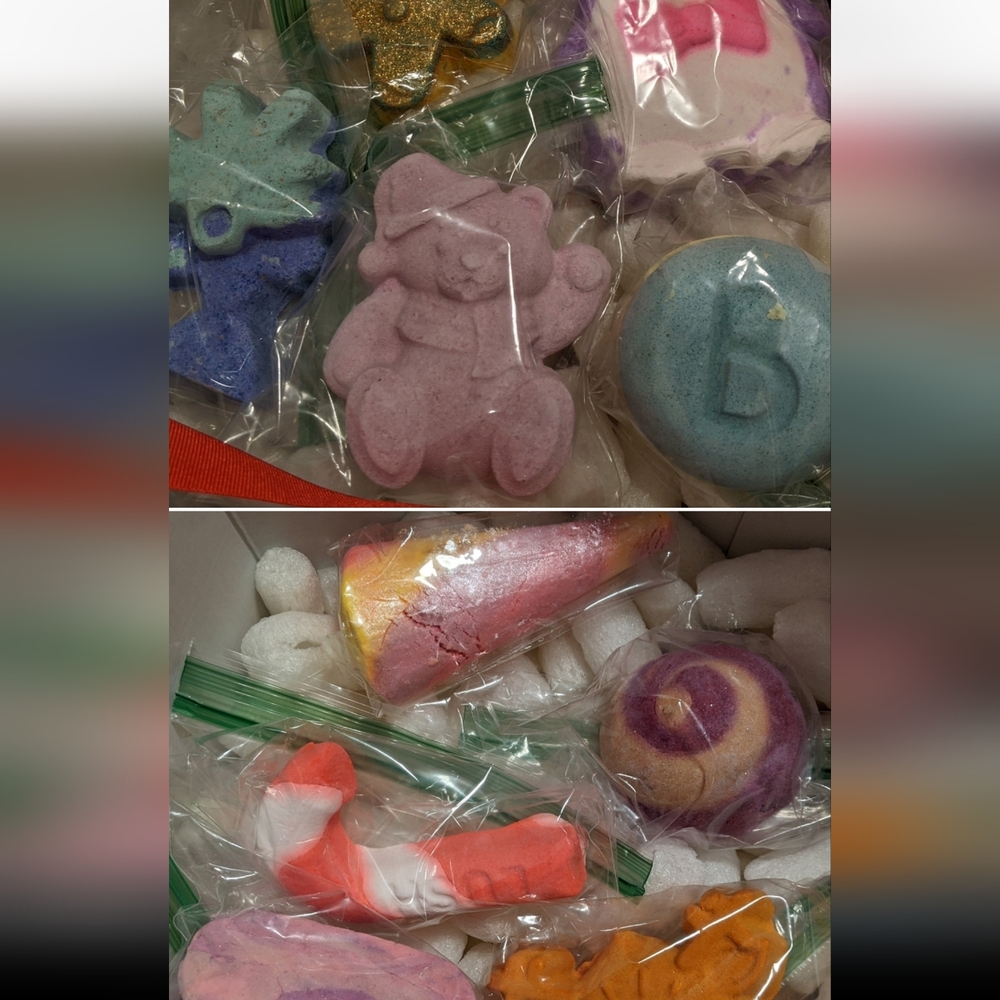 ✨TEN✨ Lush bath items packed inside of a large gift box (see all pictures!) 🎁